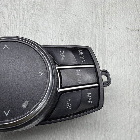 18-20 BMW F30 F80 F82 F83 M3 M4 NAVIGATION IDRIVE CONTROLLER 9490069 *Scratch*