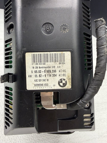 06-10 BMW E90 E92 E93 E60 E63 E64 Navi Screen Display Monitor 8.8" OEM 6989396