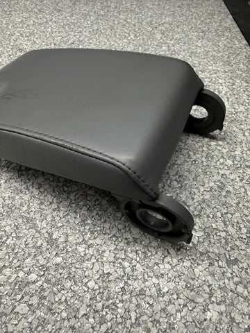 01-06 BMW E46 M3 Center Console Armrest Arm Rest Grey Leather Top Only
