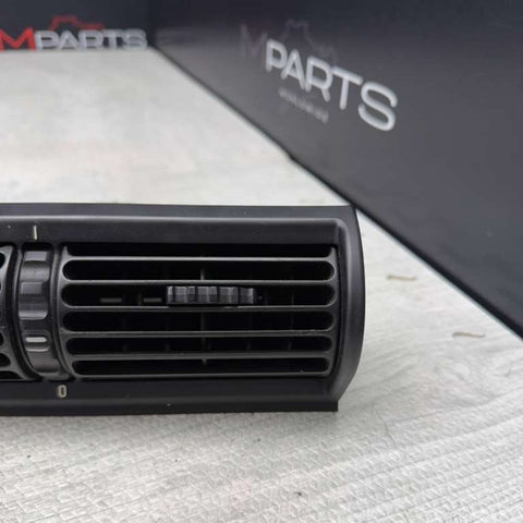 1996–2002 BMW Z3 Roadster/Coupe Centre Dash Air-Vent Duct OEM 8397713.9