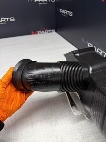 BMW E46 M3 01-06 FRONT LEFT BRAKE AIR DUCT 51712695701 2695701 OEM