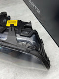 OEM BMW 02-06 E46 330 M3 Right Bixenon Headlight 1305621772 *Chipped Tabs*