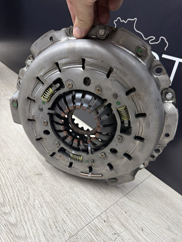 08-13 BMW E90 E92 E93 M3 S65 Factory Flywheel Clutch Kit Manual OEM LUK 7.75MM
