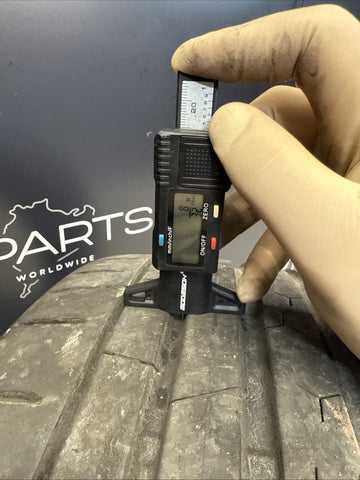 2022 Used Tire 225/40/19 Continental ExtremeContact Sport 02 93Y - 8-9/32nds