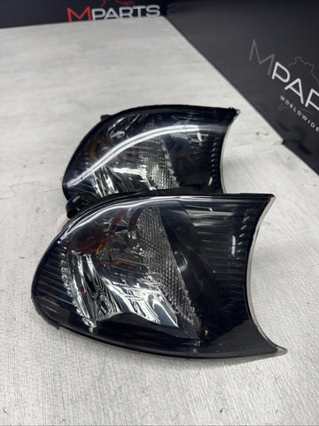 Depo 02-06 BMW E46 325ci 330ci M3 2dr Smoked Corner Lights