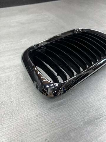 97-99 BMW E36 M3 SEDAN LEFT DRIVER FRONT BUMPER KIDNEY GRILLE COVER GRILL OEM