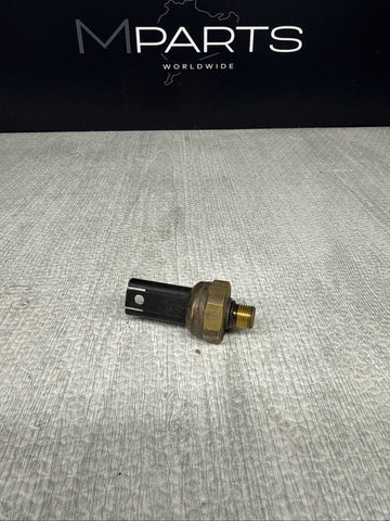 08-13 BMW E90 E92 E93 M3 HIGH FUEL PRESSURE SENSOR 7547883