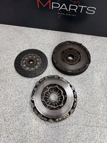 BMW 01-06 E46 M3 S54 Clutch Kit Pressure Plate Disc Flywheel 8.4MM
