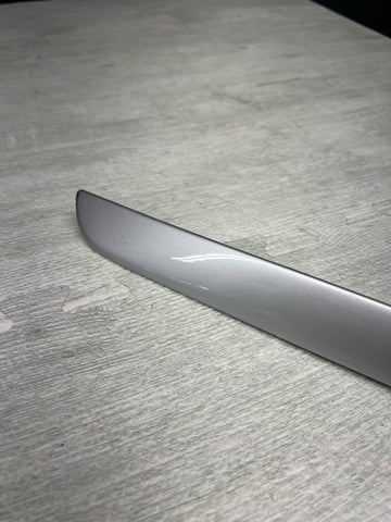 BMW E36 M3 COUPE TRUNK LID GRIP 51248413387 8413387 ORIGINAL ARCTIC SILVER