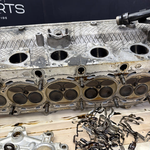 01-06 BMW E46 M3 S54 Motor Engine Cylinder Head Complete No Cams