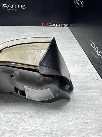 01-06 E46 BMW 330 M3 CONVERTIBLE REAR LED TAIL LIGHT RIGHT 6937454