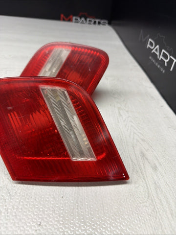 03-06 BMW E46 325 330 M3 Trunk Mounted Inner Tail Lights 6920706