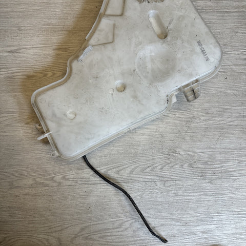 2015-2020 BMW F80 F82 F83 F87 M2 M3 M4 FRONT WINDSHIELD WASHER RESERVOIR TANK