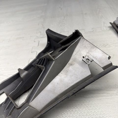 01-06 BMW E46 M3 FRONT BUMPER COVER GUARDS BRACKETS 2695247