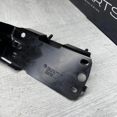 BMW E90 E92 E84 LEFT & RIGHT LOWER BRACKET RADIATOR SUPPORT OEM 7154546 7117811
