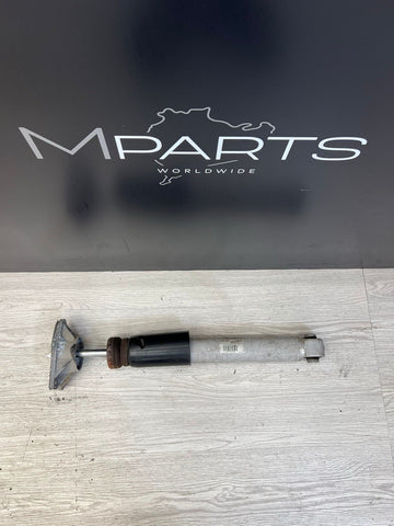 2016 - 2020 BMW F87 M2 REAR RIGHT PASSENGER SHOCK STRUT ASSEMBLY OEM 2289537