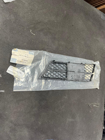 NEW 2008-2010 BMW 528xi Front Right Lower Bumper Grille 51117178098 OEM