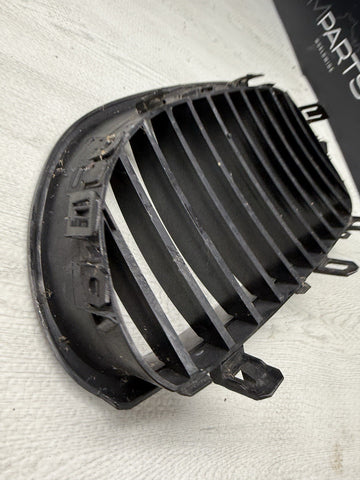 2006-2010 BMW E60 525i 528i 530i 535i 545i 550i M5 FRONT HOOD VENT GRILLES BLACK