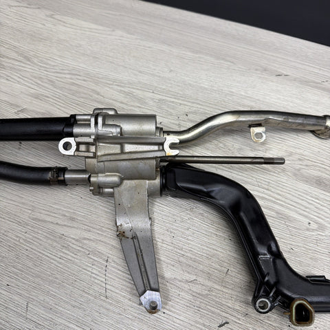 BMW 15-20 F80 F82 F83 M3 M4 S55 Suction Secondary Oil Lubrication Pump OEM