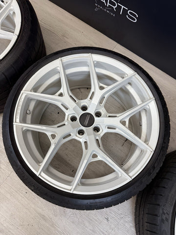 20” White Vossen Hybrid Forged HF-5 BMW G80 G82 G83 M3 M4 (21x10/22x11, 5x112)