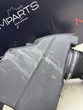 08-13 OEM BMW E90 E92 E93 M3 Engine S65 Airbox Air Intake Cleaner Muffler *Crack