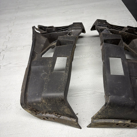 01-06 BMW E46 M3 FRONT BUMPER COVER GUARDS BRACKETS 2695247