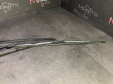 Pair Front Left Right Windshield Wiper Arms Blades 19-23 Ferrari F8 Tributo