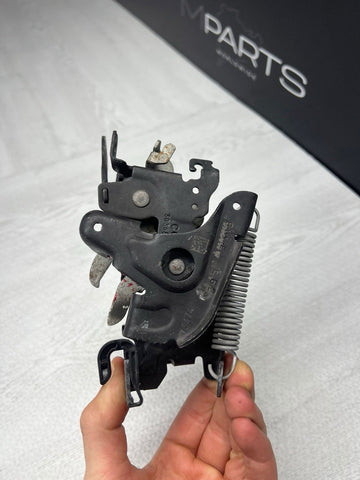 BMW 17-23 530i 540i M550i G30 F90 M5 HOOD RIGHT SIDE LOCK LATCH ACTUATOR OEM