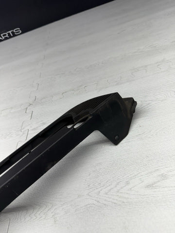 01-06 BMW E46 CONVERTIBLE REAR SEAT ROLLOVER BAR TRIM COVER 8204279 OEM BLACK