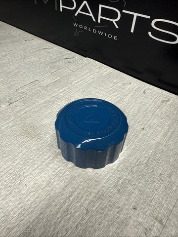 15-20 BMW F80 F82 F83 M3 M4 S55 Secondary Coolant Cap Laguna Seca Blue BLACKLINE