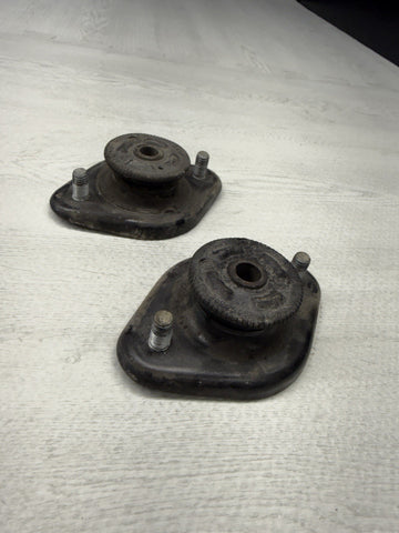 (2) OEM BMW 3 series E30 E36 E46 Z1 Z3 REAR SHOCK STRUT TOP MOUNTS PAIR