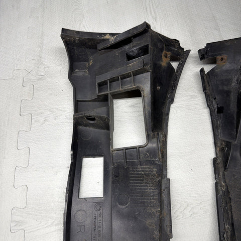 01-06 BMW E46 M3 FRONT BUMPER COVER GUARDS BRACKETS 2695247