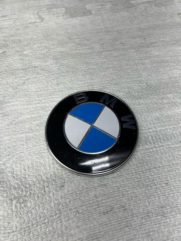 OEM BMW Hood Badge Logo Emblem F01 F06 F07 F10 F11 F15 F16 F25 F80 F82 7288752