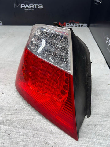 01-06 E46 BMW 330 M3 CONVERTIBLE REAR LED TAIL LIGHT LEFT 6937453