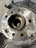 BMW 20-25 F96 X6M REAR LEFT DRIVER SIDE SPINDLE KNUCKLE HUB