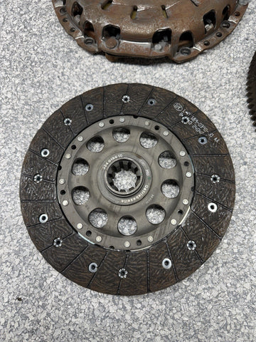 LUK BMW 01-06 E46 M3 S54 FLYWHEEL CLUTCH KIT DISC 9.3MM