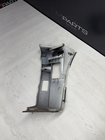 01-06 BMW E46 M3 RIGHT PASSENGER FRONT BUMPER COVER GUARD BRACKET 2695248