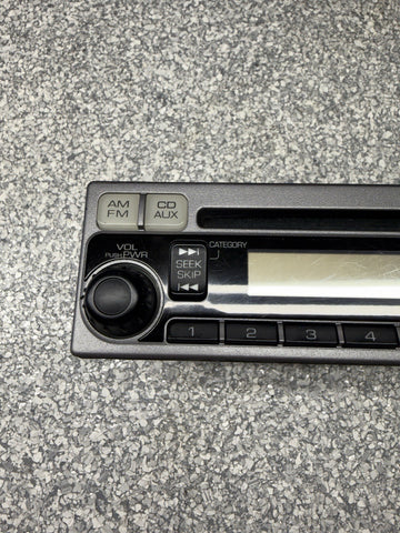 04-09 Honda S2000 S2K OEM Radio AM FM CD PLAYER 39100-S2A-A701