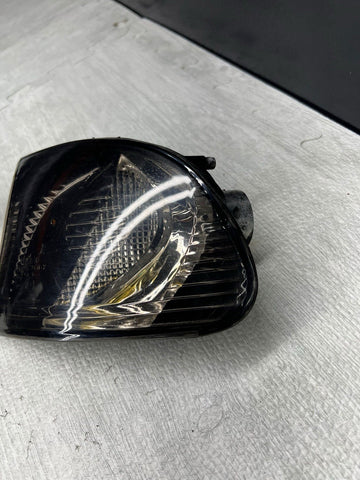 Depo 02-06 BMW E46 325ci 330ci M3 2dr Smoked Corner Lights