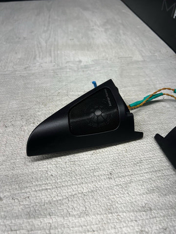07-13 BMW E92 E93 335 FRONT DOOR HARMAN KARDON SPEAKERS TWEETER COVER TWEETERS