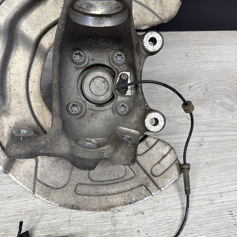 15-20 OEM BMW F80 F82 F83 M3 M4 Front Right Hub Spindle Knuckle Wheel Bearing