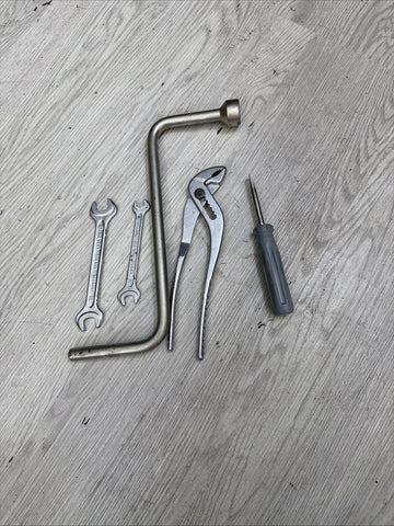 01-06 BMW E46 325 330 M3 Emergency Trunk Tool Tools Kit Set OEM HEYCO