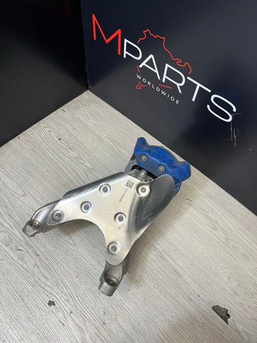 BMW 21-26 G80 G82 G83 M3 M4 Front Right Side Engine Support Bracket OEM