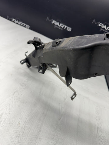 BMW 08-13 E90 E92 E93 M3 RIGHT FRONT HEADLIGHT BRACKET 51648040552
