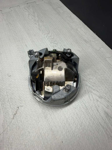 04-10 BMW 640 650i M6 Convertible Rear Trunk Lid Emblem Logo Handle 7200896 OEM