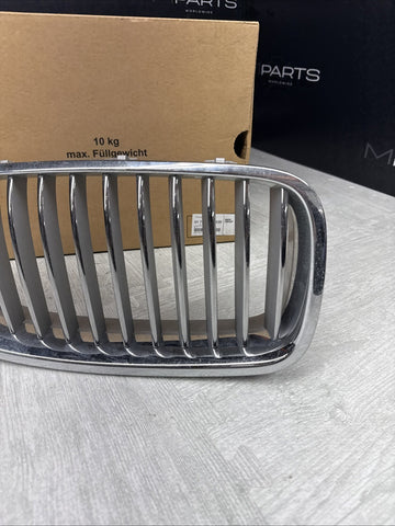 BMW 528 535 550 F10 FRONT RIGHT BUMPER UPPER GRILLE KIDNEY CHROME 2011-2016 OEM