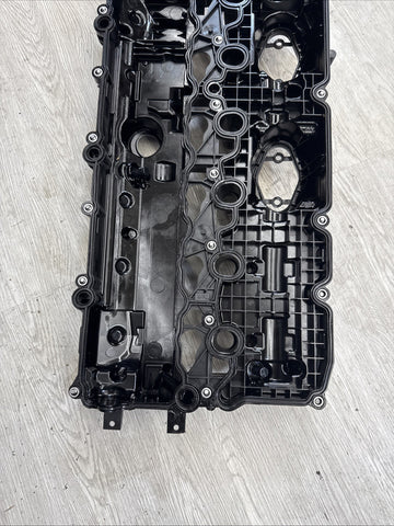 BMW 21-25 G80 G82 G83 M3 M4 S58 Motor Engine Cylinder Head Valve Cover OEM