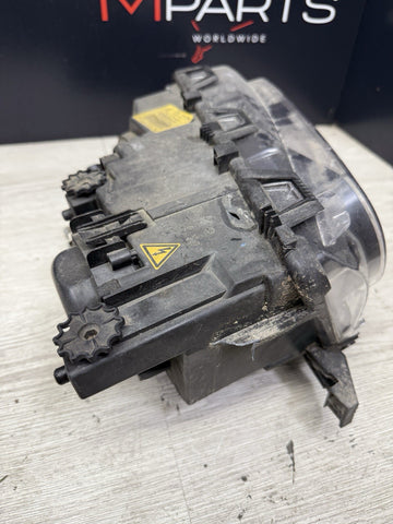 BMW 02-06 E46 M3 RIGHT HEADLIGHT XENON 1305621772 OEM *Broken Tabs