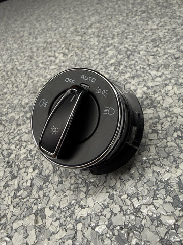 2019-2024 PORSCHE MACAN DASHBOARD HEADLIGHT LAMP CONTROL SWITCH OEM 97061353309