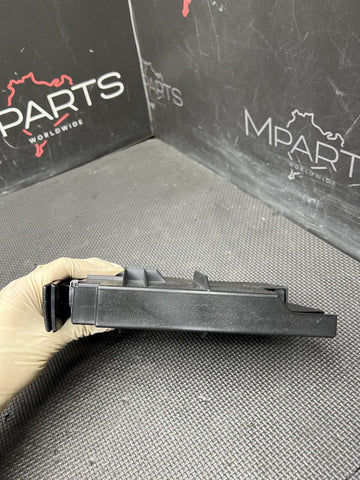 04-10 BMW 535xi E60 M5 Front Insert Cup Holders Housings 7063409 OEM